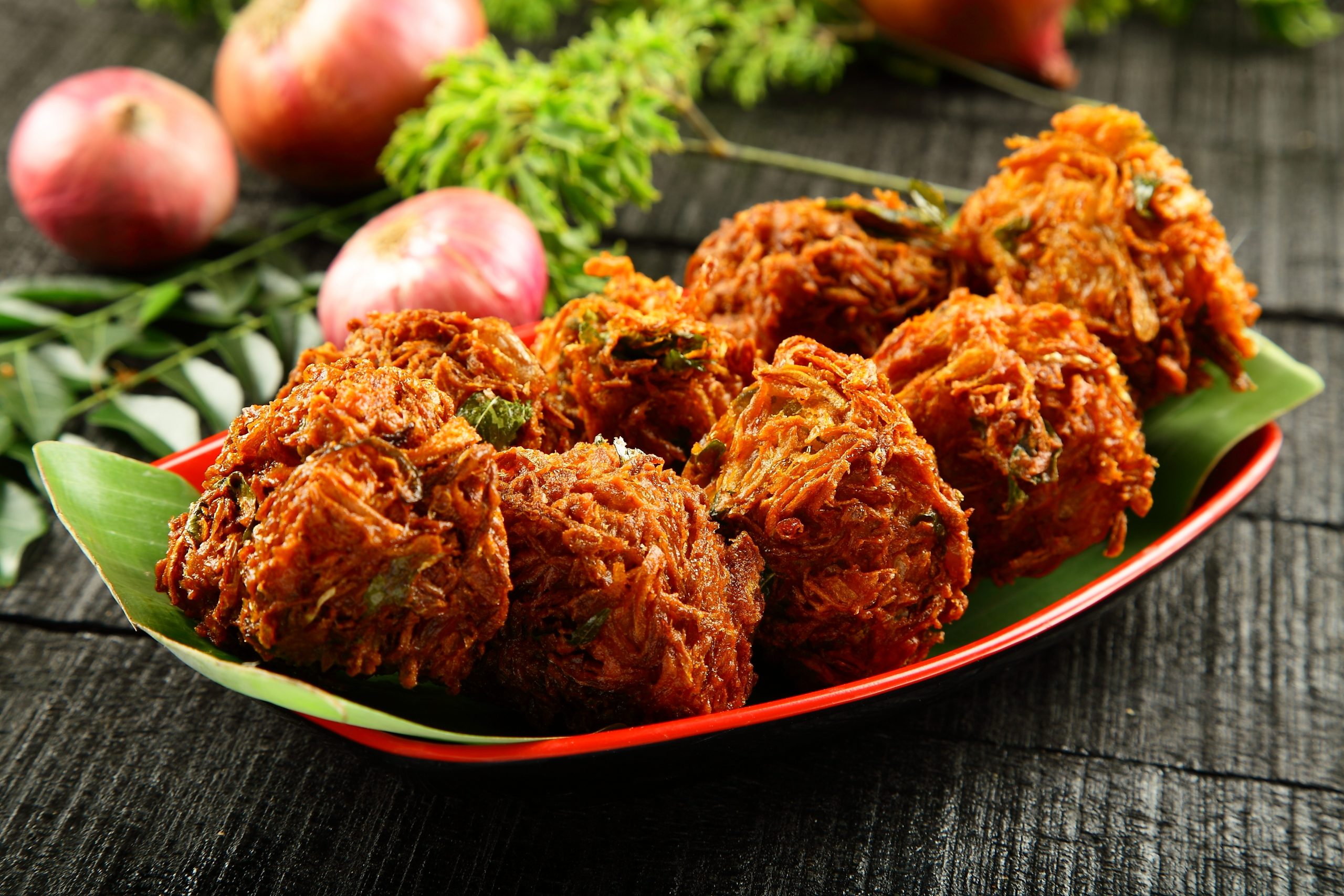 Popular,Indian,Street,Food-healthy,And,Delicious,Spicy,Snack,Spicy,Onion
